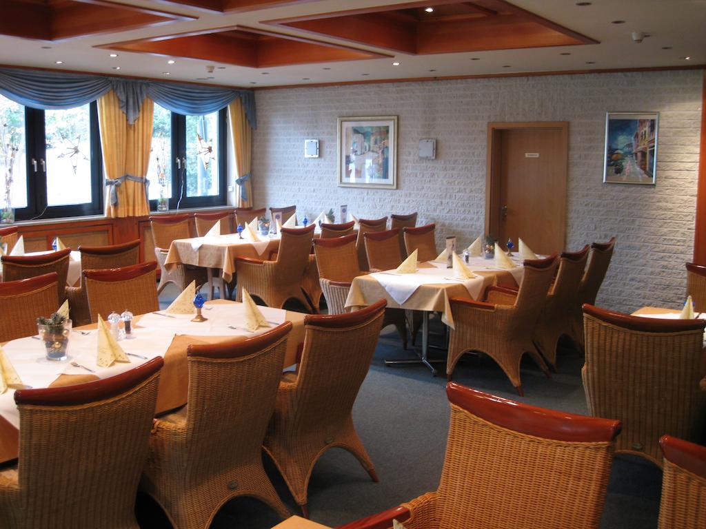 Hotel Restaurant "Waldschaenke" Wassenberg Εξωτερικό φωτογραφία